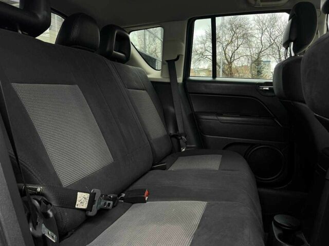 Черный Джип Компас, объемом двигателя 2.2 л и пробегом 185 тыс. км за 10900 $, фото 8 на Automoto.ua