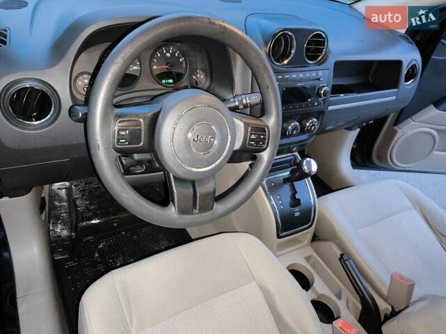 Чорний Джип Compass, об'ємом двигуна 2.36 л та пробігом 196 тис. км за 9300 $, фото 8 на Automoto.ua