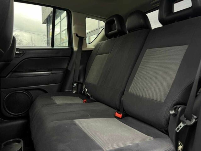 Черный Джип Компас, объемом двигателя 2.2 л и пробегом 185 тыс. км за 10900 $, фото 12 на Automoto.ua