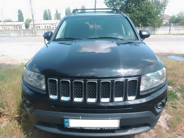 Черный Джип Компас, объемом двигателя 2 л и пробегом 210 тыс. км за 9000 $, фото 1 на Automoto.ua
