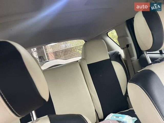 Черный Джип Компас, объемом двигателя 2.36 л и пробегом 311 тыс. км за 9670 $, фото 2 на Automoto.ua