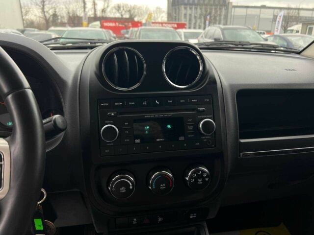 Черный Джип Компас, объемом двигателя 2.2 л и пробегом 185 тыс. км за 10900 $, фото 14 на Automoto.ua