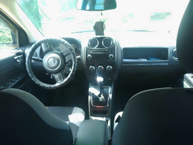 Черный Джип Компас, объемом двигателя 2 л и пробегом 210 тыс. км за 9000 $, фото 7 на Automoto.ua