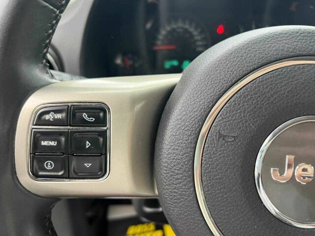 Черный Джип Компас, объемом двигателя 2.2 л и пробегом 185 тыс. км за 10900 $, фото 17 на Automoto.ua