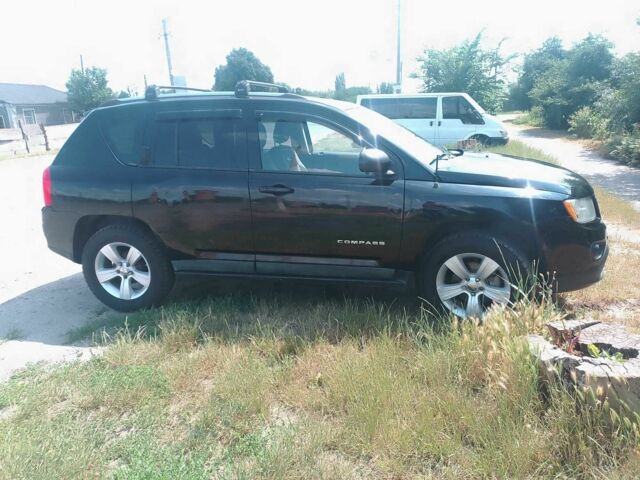 Черный Джип Компас, объемом двигателя 2 л и пробегом 210 тыс. км за 9000 $, фото 2 на Automoto.ua