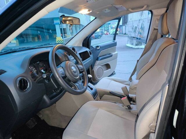 Чорний Джип Compass, об'ємом двигуна 2.4 л та пробігом 196 тис. км за 9300 $, фото 8 на Automoto.ua