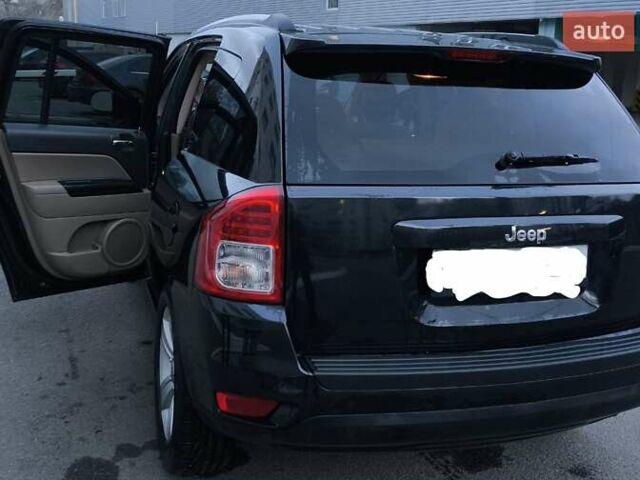 Чорний Джип Compass, об'ємом двигуна 2.36 л та пробігом 196 тис. км за 9300 $, фото 3 на Automoto.ua