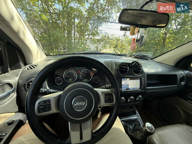 Чорний Джип Compass, об'ємом двигуна 2.14 л та пробігом 270 тис. км за 8888 $, фото 17 на Automoto.ua