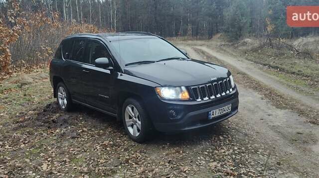 Черный Джип Компас, объемом двигателя 2.36 л и пробегом 198 тыс. км за 8700 $, фото 5 на Automoto.ua