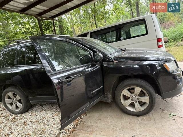 Чорний Джип Compass, об'ємом двигуна 2.36 л та пробігом 155 тис. км за 10500 $, фото 1 на Automoto.ua