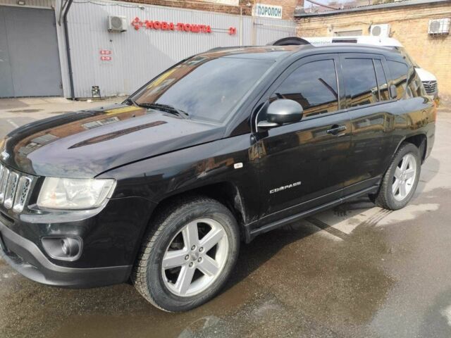 Джип Compass 2012 у Дніпро (Дніпропетровську) на Automoto.ua Чорний Джип Compass, об'ємом двигуна 2.4 л та пробігом 130 тис. км за 7900 $, фото 2 на Automoto.ua