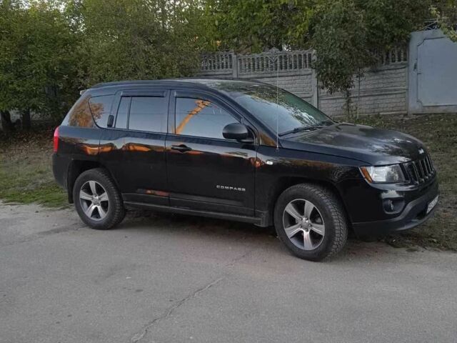 Черный Джип Компас, объемом двигателя 2.4 л и пробегом 250 тыс. км за 7300 $, фото 2 на Automoto.ua