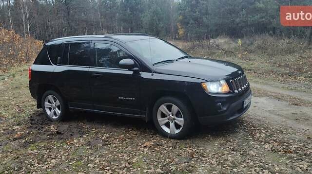 Черный Джип Компас, объемом двигателя 2.36 л и пробегом 198 тыс. км за 8700 $, фото 3 на Automoto.ua