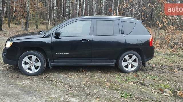Черный Джип Компас, объемом двигателя 2.36 л и пробегом 198 тыс. км за 8700 $, фото 7 на Automoto.ua