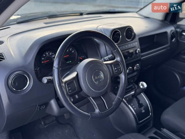 Чорний Джип Compass, об'ємом двигуна 2.36 л та пробігом 175 тис. км за 8650 $, фото 28 на Automoto.ua