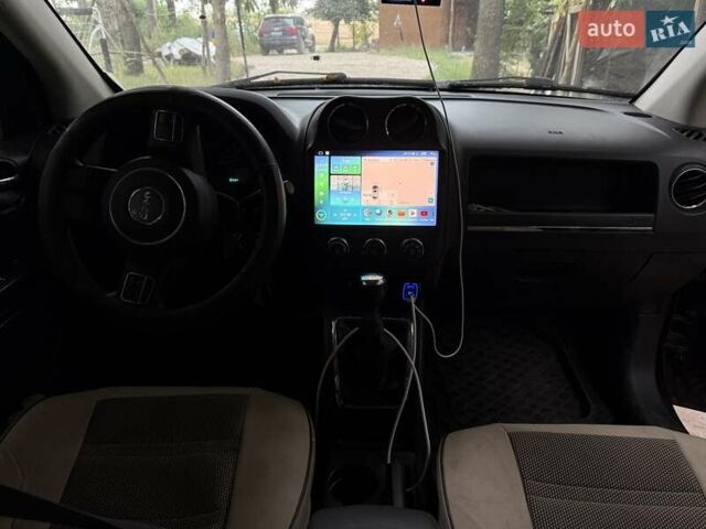 Чорний Джип Compass, об'ємом двигуна 2.36 л та пробігом 155 тис. км за 10500 $, фото 5 на Automoto.ua