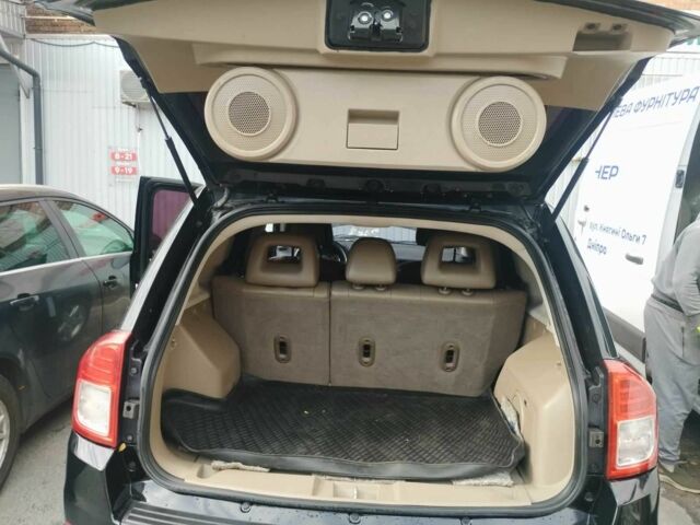 Черный Джип Компас, объемом двигателя 2.4 л и пробегом 130 тыс. км за 7800 $, фото 7 на Automoto.ua