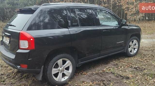 Черный Джип Компас, объемом двигателя 2.36 л и пробегом 198 тыс. км за 8700 $, фото 2 на Automoto.ua