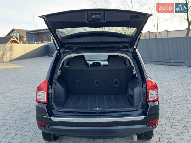 Чорний Джип Compass, об'ємом двигуна 2.36 л та пробігом 175 тис. км за 8650 $, фото 29 на Automoto.ua