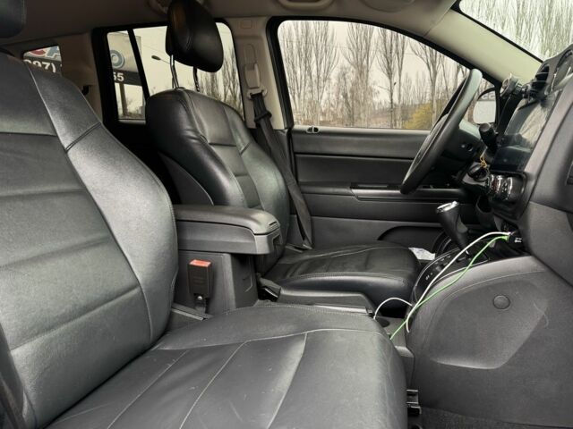 Черный Джип Компас, объемом двигателя 2 л и пробегом 152 тыс. км за 9900 $, фото 17 на Automoto.ua