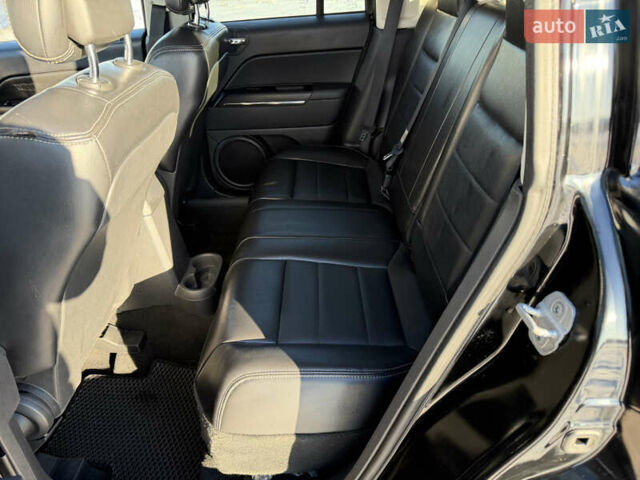 Черный Джип Компас, объемом двигателя 2.4 л и пробегом 290 тыс. км за 7999 $, фото 67 на Automoto.ua