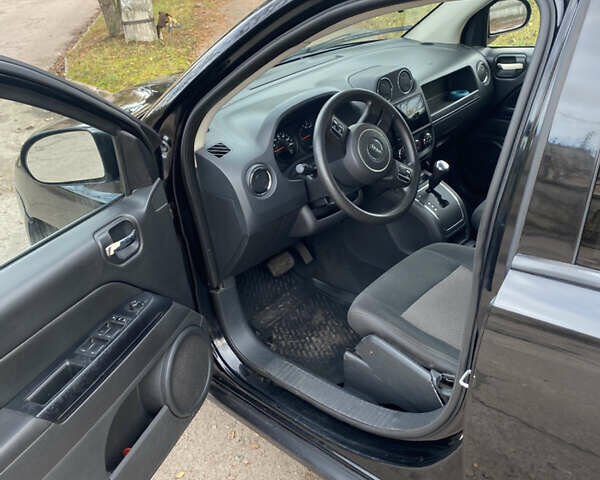 Чорний Джип Compass, об'ємом двигуна 2.36 л та пробігом 259 тис. км за 7300 $, фото 5 на Automoto.ua