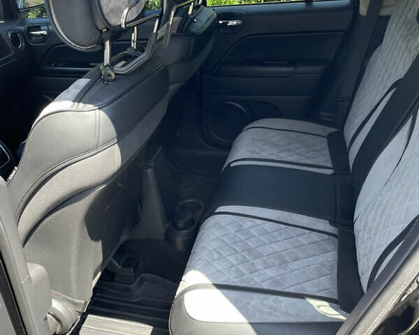 Чорний Джип Compass, об'ємом двигуна 2.4 л та пробігом 258 тис. км за 6899 $, фото 6 на Automoto.ua
