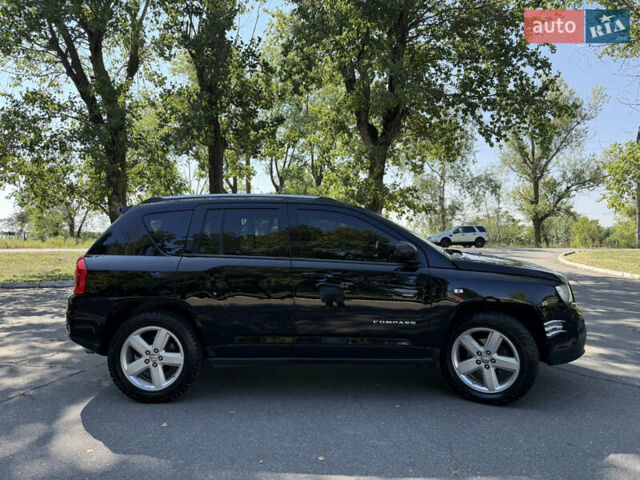 Чорний Джип Compass, об'ємом двигуна 2.14 л та пробігом 270 тис. км за 8888 $, фото 4 на Automoto.ua