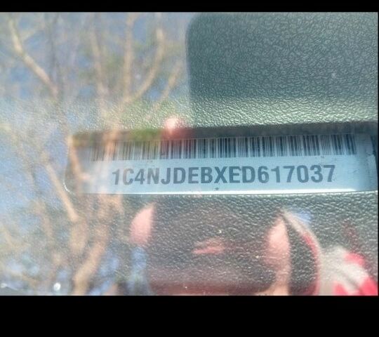 Чорний Джип Compass, об'ємом двигуна 2.4 л та пробігом 148 тис. км за 9500 $, фото 8 на Automoto.ua