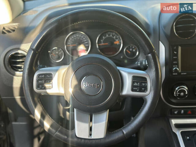 Черный Джип Компас, объемом двигателя 2.4 л и пробегом 176 тыс. км за 9400 $, фото 28 на Automoto.ua