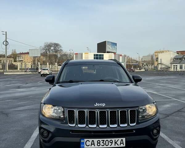 Черный Джип Компас, объемом двигателя 2.36 л и пробегом 160 тыс. км за 11000 $, фото 3 на Automoto.ua