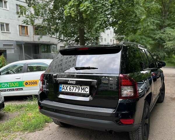 Черный Джип Компас, объемом двигателя 2.36 л и пробегом 188 тыс. км за 10500 $, фото 7 на Automoto.ua