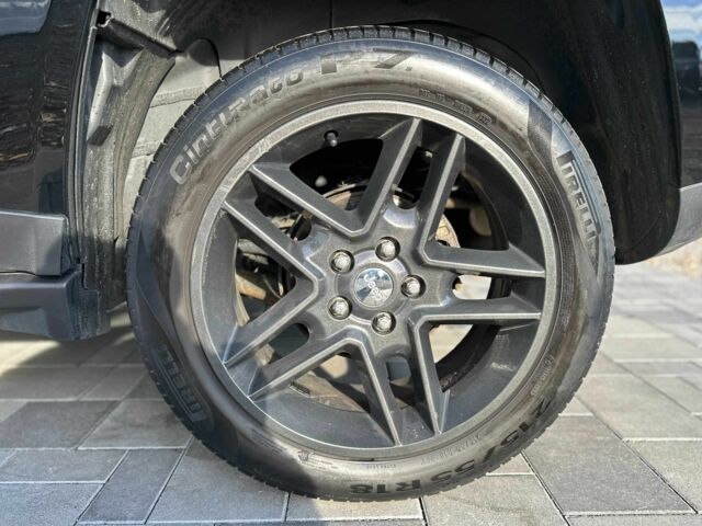 Черный Джип Компас, объемом двигателя 2.4 л и пробегом 266 тыс. км за 10990 $, фото 9 на Automoto.ua