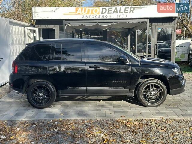 Черный Джип Компас, объемом двигателя 2.36 л и пробегом 266 тыс. км за 10990 $, фото 10 на Automoto.ua