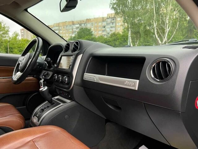 Черный Джип Компас, объемом двигателя 2.4 л и пробегом 175 тыс. км за 12700 $, фото 9 на Automoto.ua