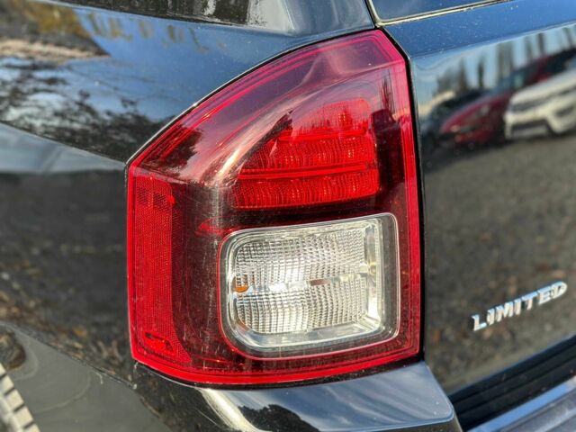 Черный Джип Компас, объемом двигателя 2.4 л и пробегом 266 тыс. км за 10990 $, фото 5 на Automoto.ua