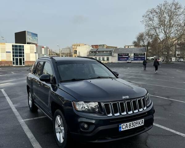 Черный Джип Компас, объемом двигателя 2.36 л и пробегом 160 тыс. км за 11000 $, фото 2 на Automoto.ua