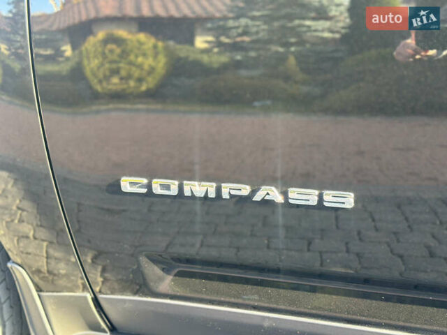 Черный Джип Компас, объемом двигателя 2.4 л и пробегом 176 тыс. км за 9400 $, фото 16 на Automoto.ua