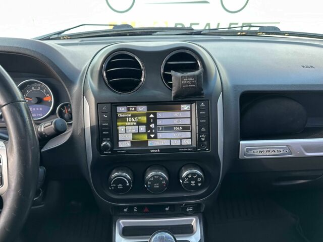 Черный Джип Компас, объемом двигателя 2.4 л и пробегом 266 тыс. км за 10990 $, фото 19 на Automoto.ua