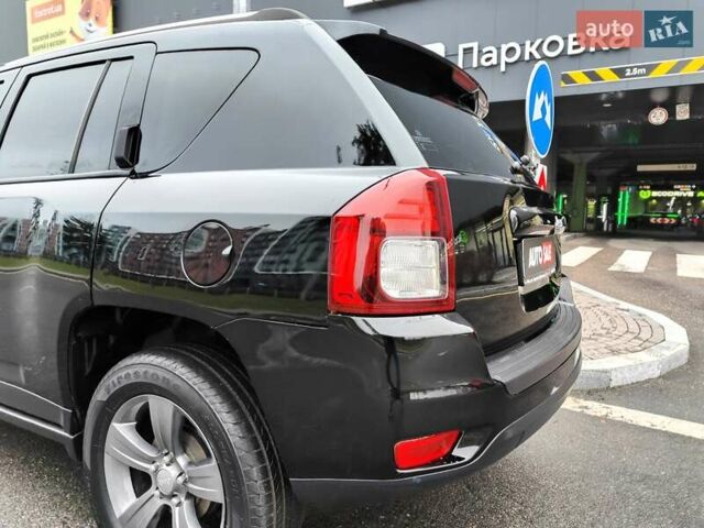 Чорний Джип Compass, об'ємом двигуна 2.4 л та пробігом 115 тис. км за 8990 $, фото 15 на Automoto.ua