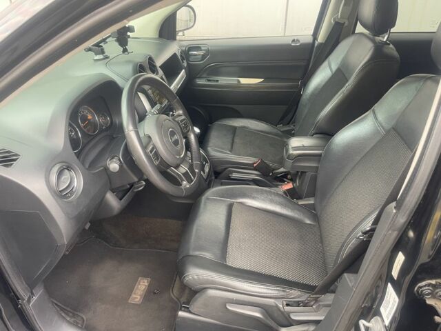 Черный Джип Компас, объемом двигателя 2.4 л и пробегом 180 тыс. км за 11200 $, фото 7 на Automoto.ua