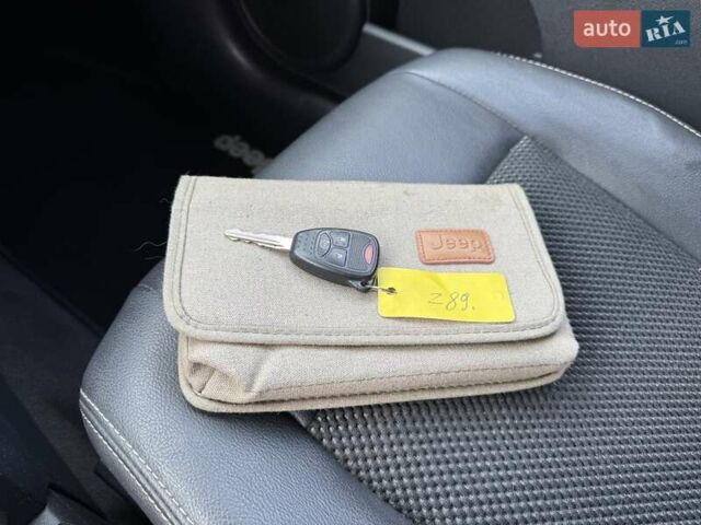 Чорний Джип Compass, об'ємом двигуна 2.36 л та пробігом 166 тис. км за 10900 $, фото 34 на Automoto.ua