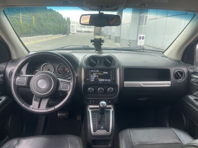 Черный Джип Компас, объемом двигателя 2.4 л и пробегом 180 тыс. км за 11200 $, фото 11 на Automoto.ua