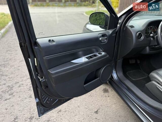 Чорний Джип Compass, об'ємом двигуна 2.36 л та пробігом 166 тис. км за 10900 $, фото 16 на Automoto.ua