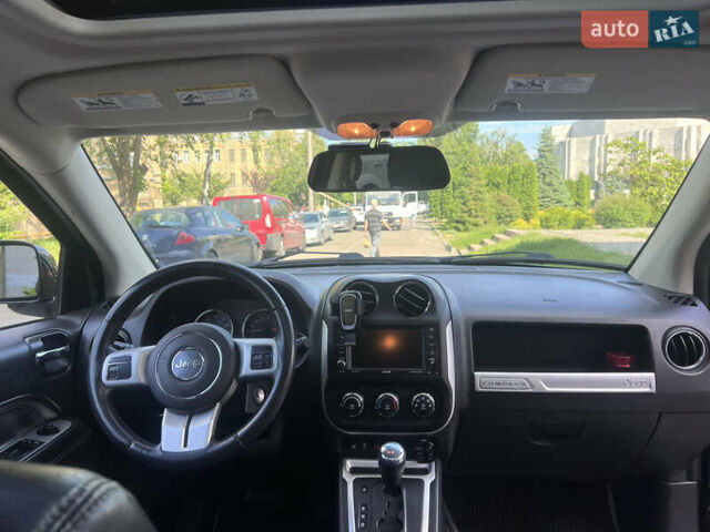Джип Компас 2014 в Киеве на Automoto.ua Черный Джип Компас, объемом двигателя 2.36 л и пробегом 146 тыс. км за 11000 $, фото 12 на Automoto.ua