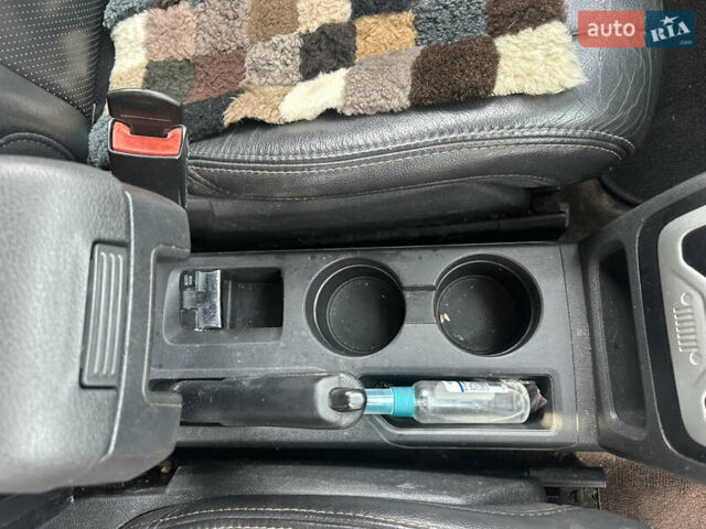 Черный Джип Компас, объемом двигателя 2.36 л и пробегом 259 тыс. км за 9100 $, фото 19 на Automoto.ua