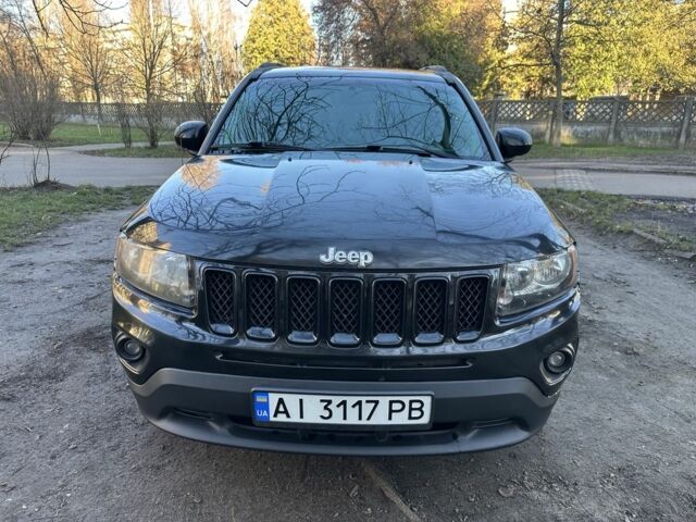 Черный Джип Компас, объемом двигателя 2.4 л и пробегом 180 тыс. км за 11200 $, фото 1 на Automoto.ua