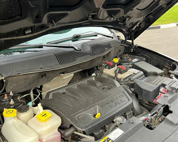 Черный Джип Компас, объемом двигателя 2.36 л и пробегом 195 тыс. км за 7850 $, фото 12 на Automoto.ua