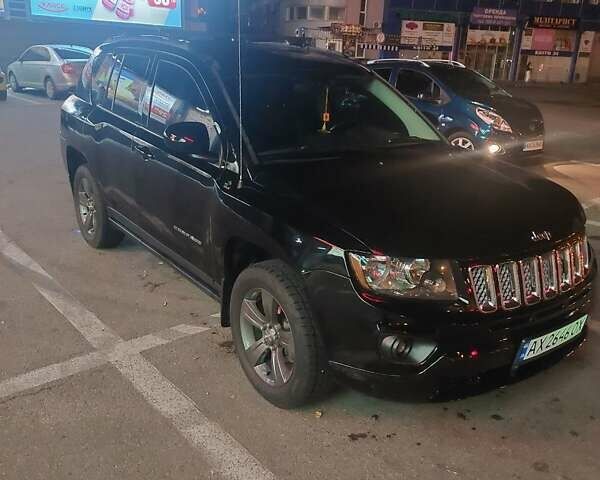 Черный Джип Компас, объемом двигателя 2.36 л и пробегом 176 тыс. км за 9500 $, фото 1 на Automoto.ua