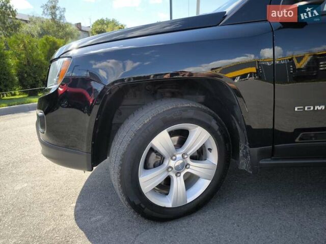 Черный Джип Компас, объемом двигателя 2.36 л и пробегом 173 тыс. км за 9990 $, фото 3 на Automoto.ua